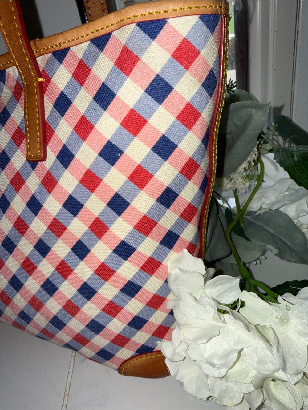 Dooney & Bourke Red Navy Check Tote with Tan Leather Trim - Picture 4 of 17